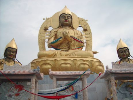Je Tsongkhapa statue Je Tsongkhapa statue