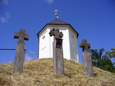 Three Stone crosses Three Stone crosses