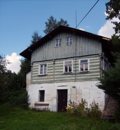Old Cottage – Log Cabin Old Cottage – Log Cabin