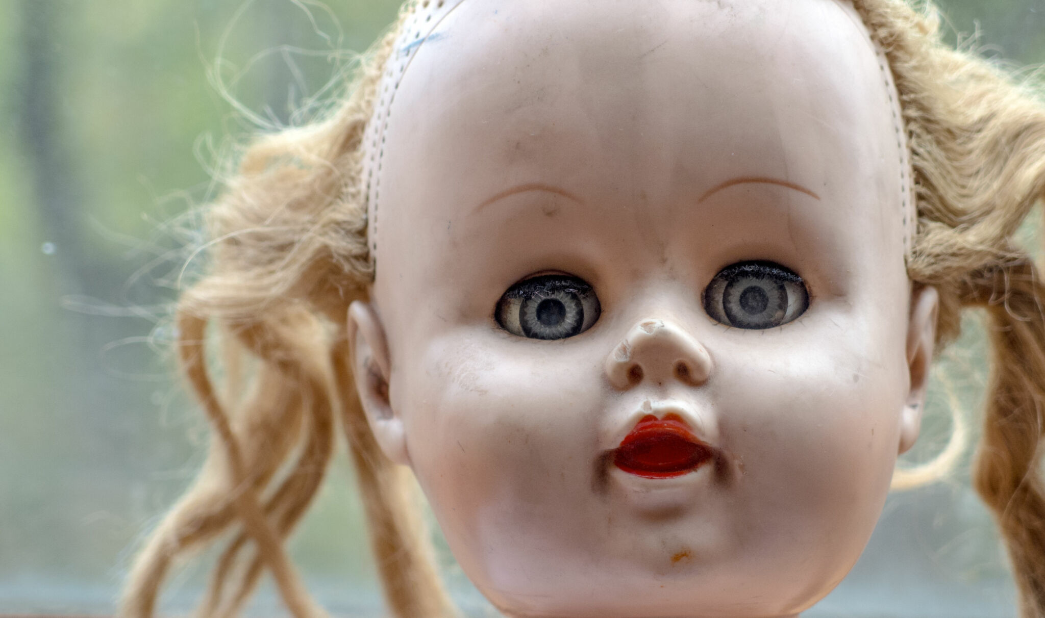 scary blonde doll