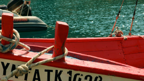 Red wooden boat – Detail Red wooden boat – Detail