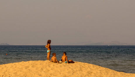Children on the beach Children on the beach