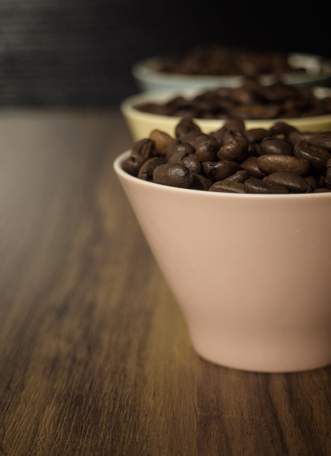 Coffee beans in small cups Copyrightfree photo (by M. Vorel) LibreShot