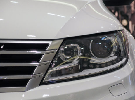 White Car Light Setail White Car Light Setail