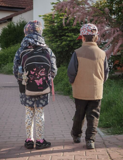 Barn går i skolan