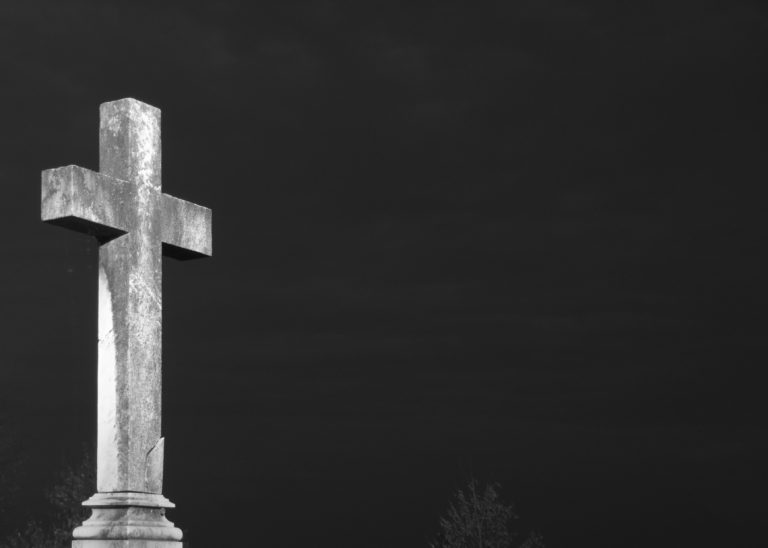 Old Stone Cross At Night | Copyright-free photo (by M. Vorel) | LibreShot