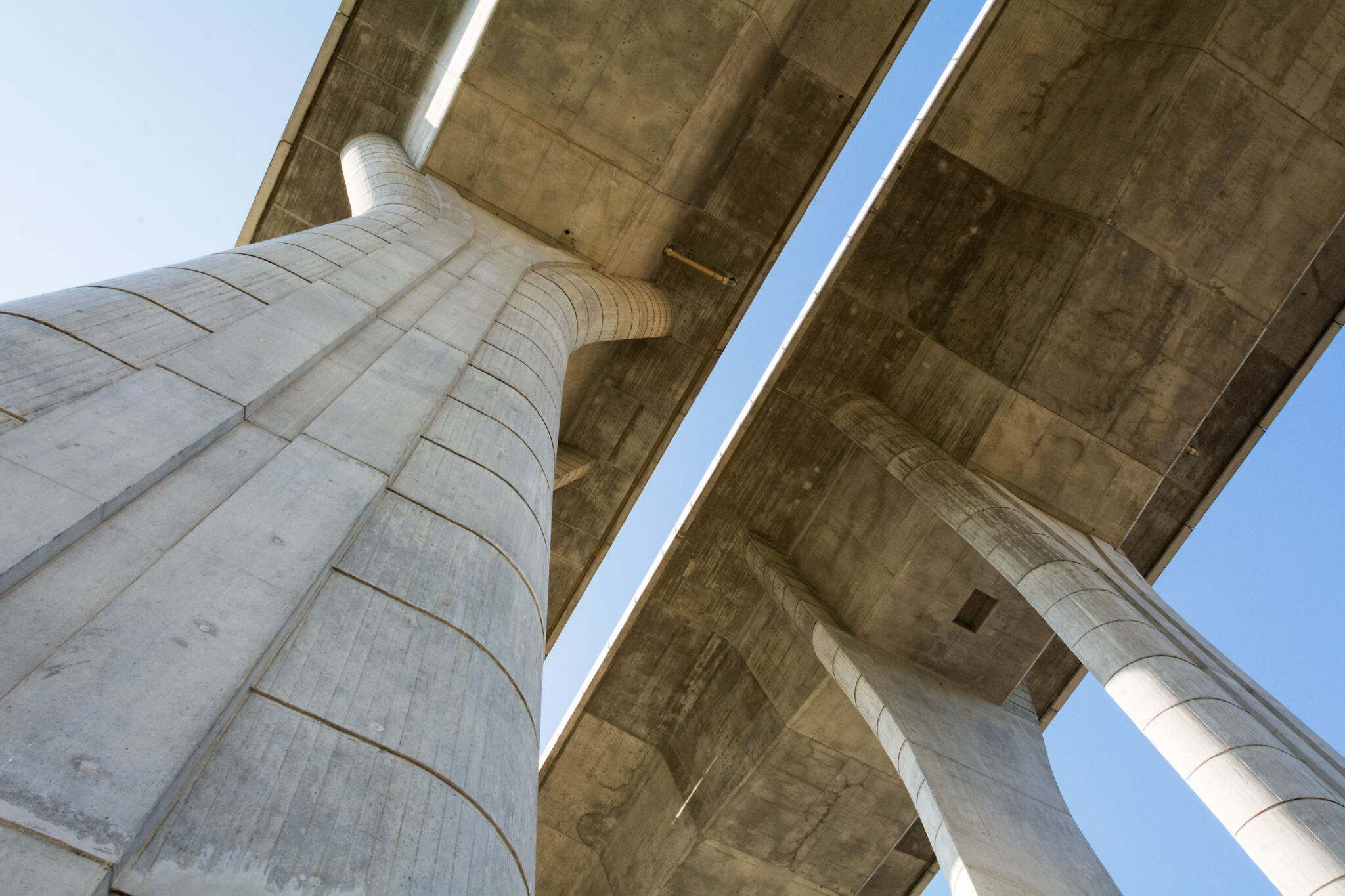 Concrete Bridge | Copyright-free photo (by M. Vorel) | LibreShot