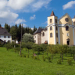 The renovated church in Neratov