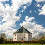 Letohrádek Hvězda
