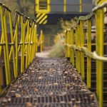 Diminishing perspective footbridge
