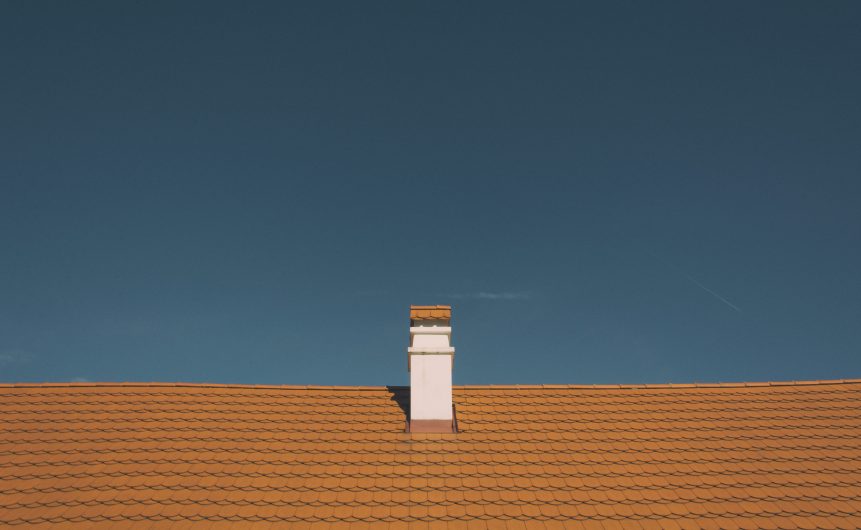 Red roof and chimney | Copyright-free photo (by M. Vorel) | LibreShot