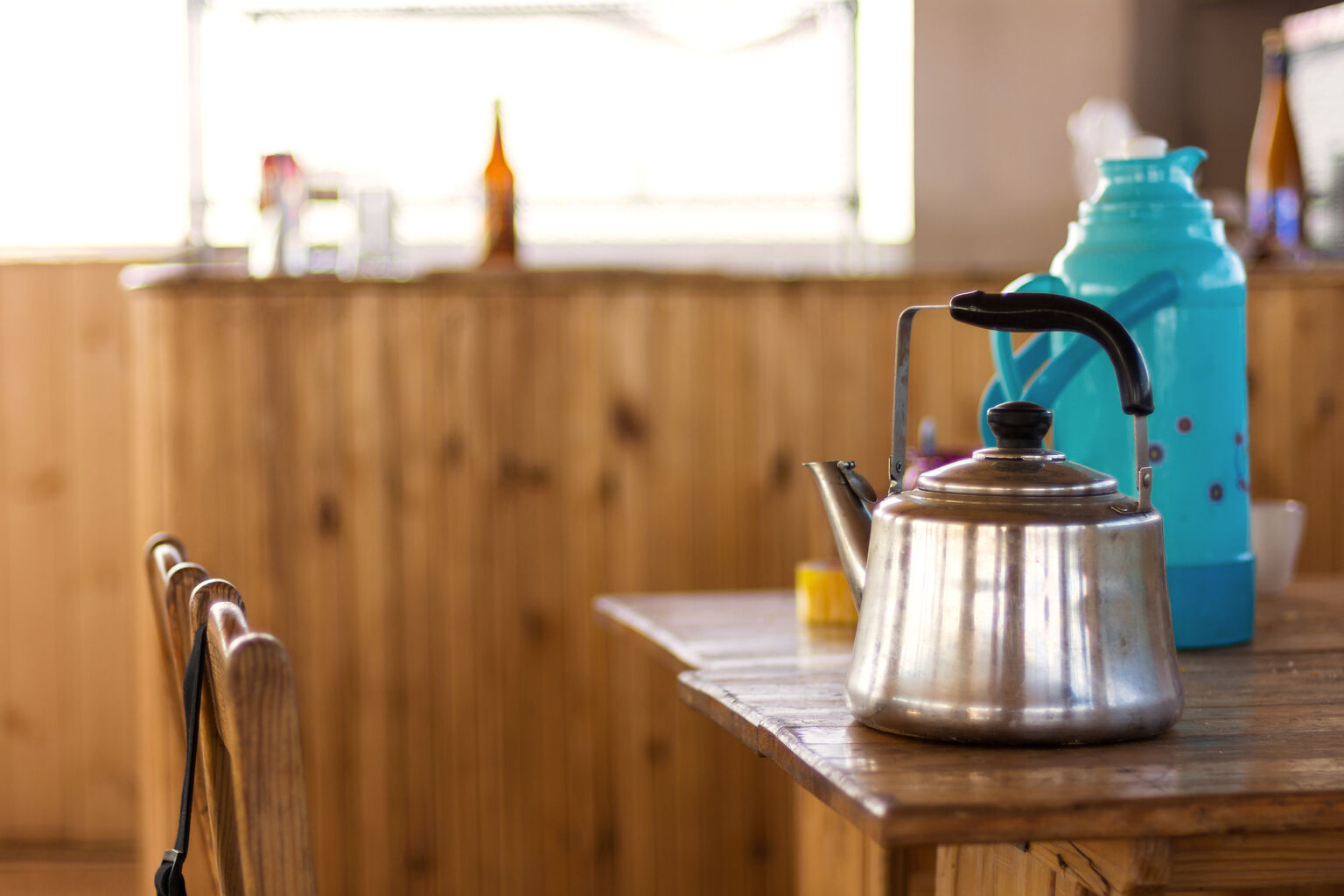 kitchen-in-the-old-cottage-free-stock-photo-libreshot